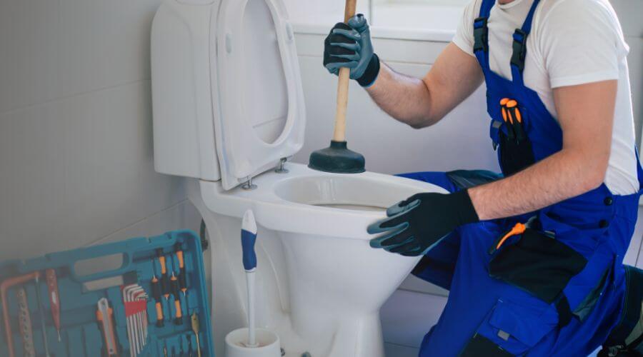 Local expert plumbing services in Harned, KY